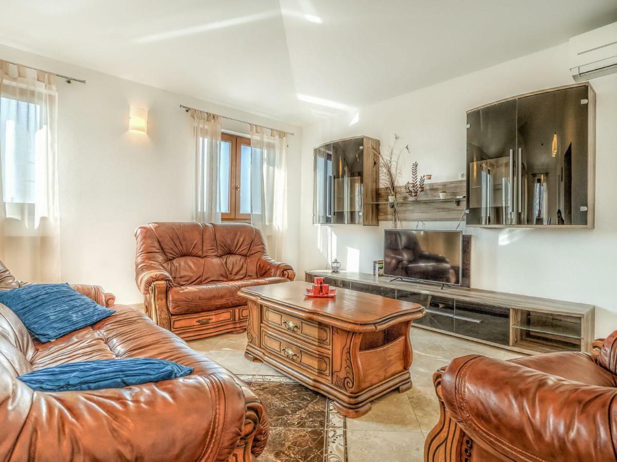 Apartment Ulika-2 By Interhome Tar-Vabriga Exteriér fotografie