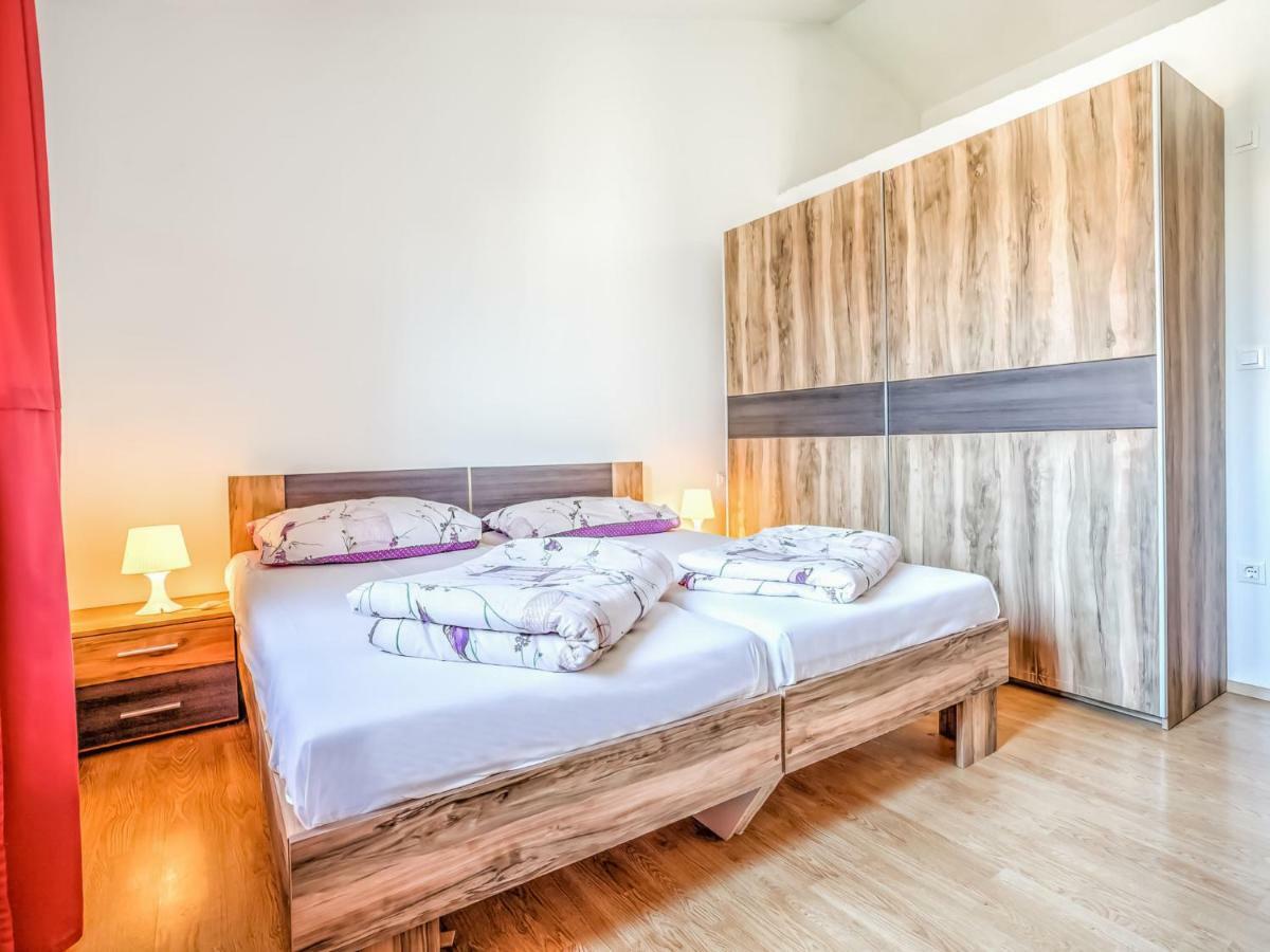 Apartment Ulika-2 By Interhome Tar-Vabriga Exteriér fotografie